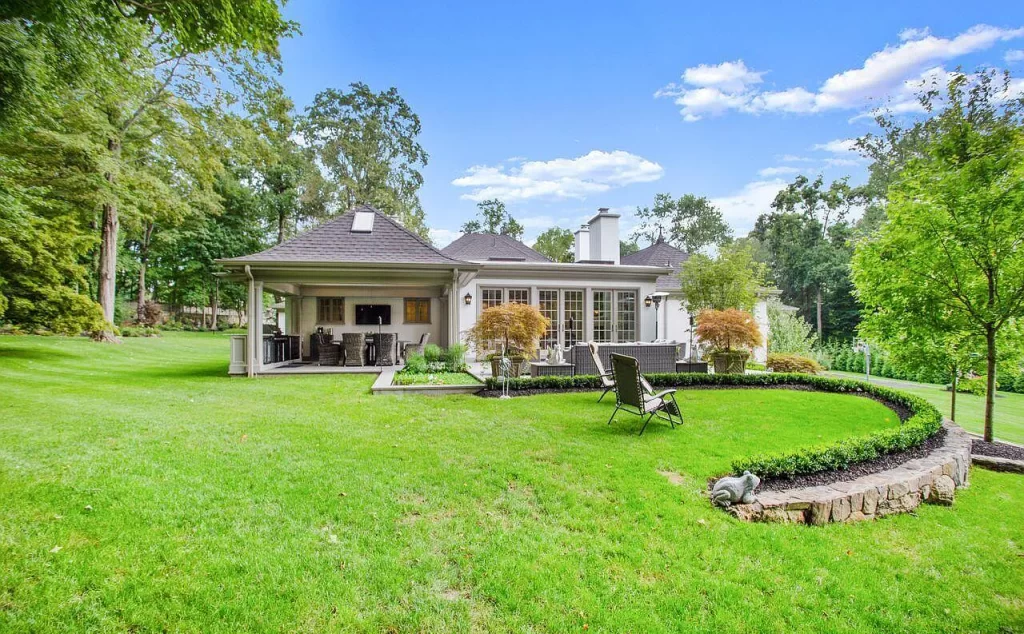 e60a3cb17f7cadd506f55245df7fbd7b-uncropped_scaled_within_1536_1152