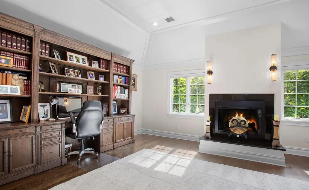 f779d7d232ae2538e59fbdf33ca45ded-uncropped_scaled_within_1536_1152